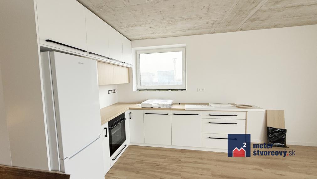 Prenájom novostavby RD | Bytčica | 330 m2 pozemok | parking