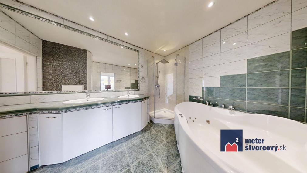 5-izb. byt 100 m2 (2 byty v jednom) | Lichardova ul. | ZA