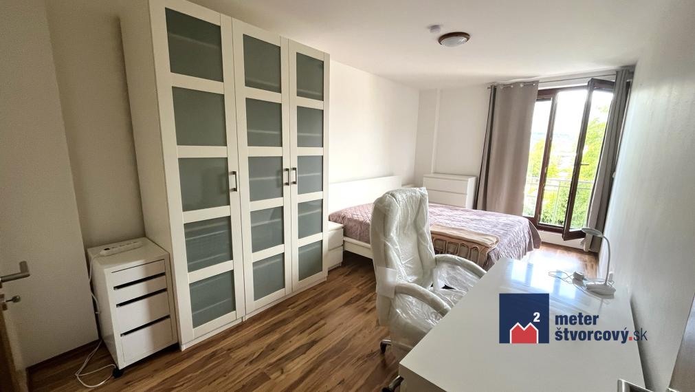 Prenájom 2 izbový byt -Martin-centrum, byt.dom Átrium (75m2)