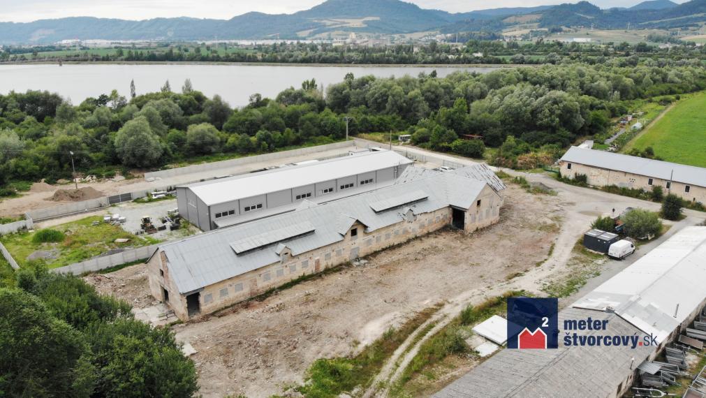 Pozemok na skladovanie a ľahký priemysel | Strečno | 3560 m2