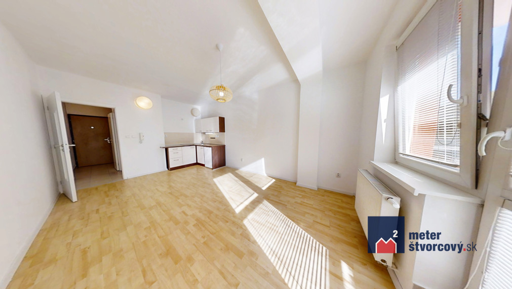 Predaj: Veľká garsónka s balkónom, ul. Kvačalová, Žilina