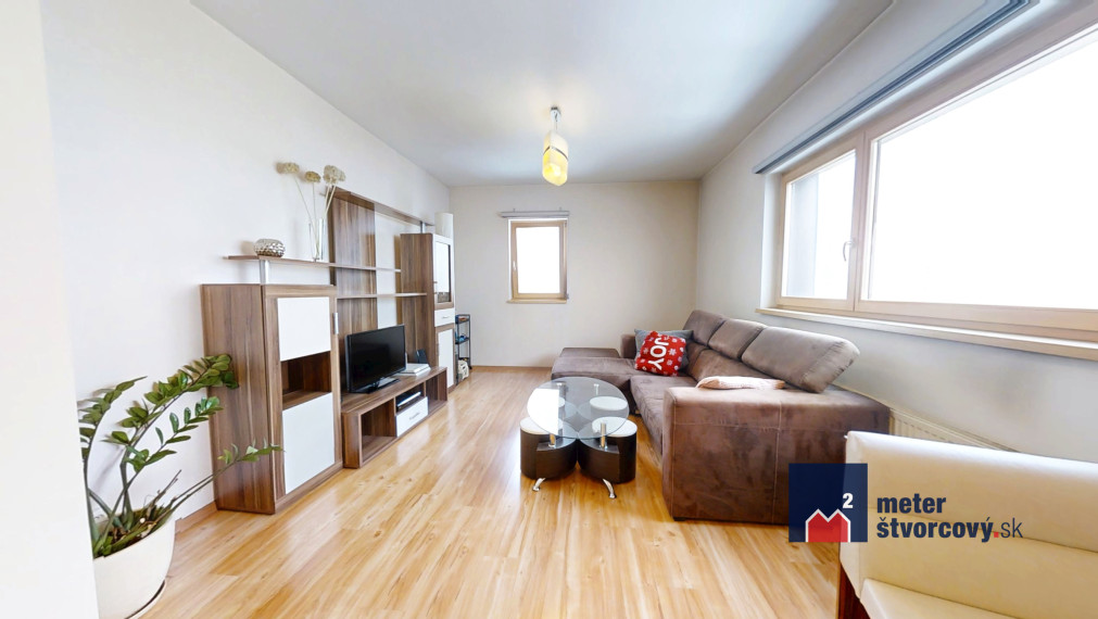 Predaj: 2 izbový byt Europalace, Žilina-Vlčince