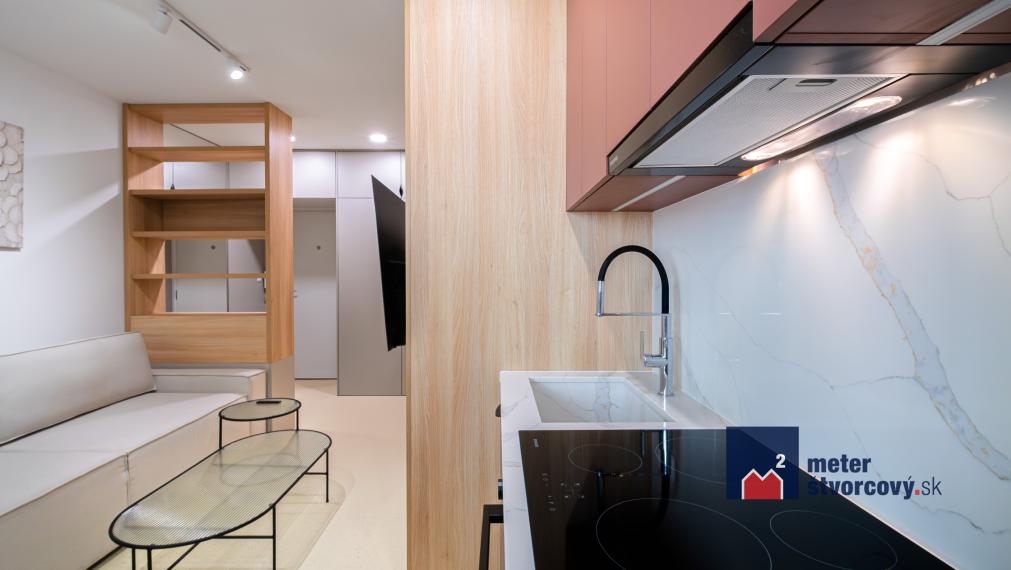 Prenájom Garsónka s balkónom - Žilina-centrum Hliny IV