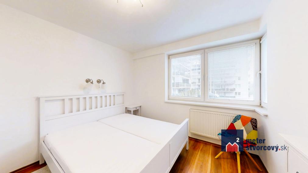 Prenájom kompletne zariadený 2 izb. byt s terasou, 3*STAR Bôrik, Žilina