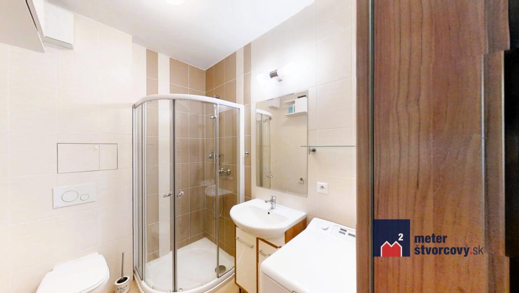 Prenájom kompletne zariadený 2 izb. byt s terasou, 3*STAR Bôrik, Žilina