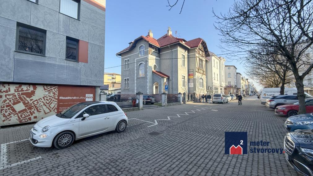 Súbor komerčných budov s parkovaním v úplnom centre Žiliny | 1581 m2