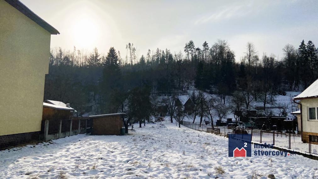 Stavebný pozemok 1811 m² – Považský Chlmec, Žilina