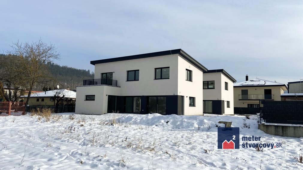 Novostavba 5-izbová vila, 175m2, Považský Chlmec - ZA