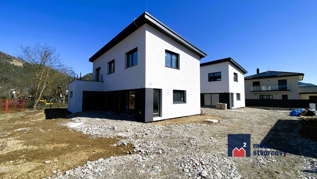 Novostavba 5-izbová vila, 175m2, Považský Chlmec - ZA