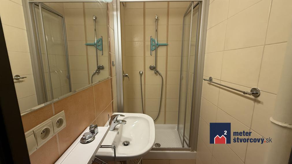 Prenájom 1-izb. bytu - Gabajova | čiast. rekonštrukcia | zariadený