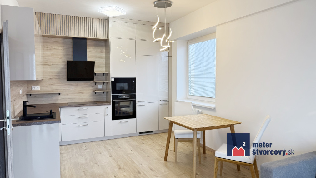 Prenájom 2-izb. bytu v novostavbe | 71 m2 | balkón | nadštandard. zariadenie