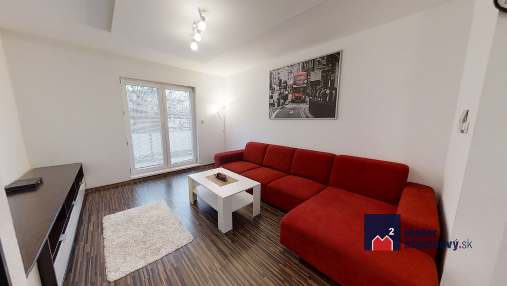 Prenájom 3-izb. bytu v centre mesta 76 m2 | balkón | zariadený