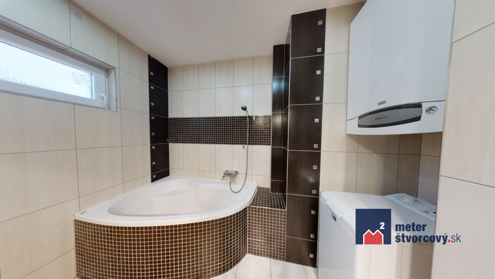 Prenájom 3-izb. bytu v centre mesta 76 m2 | balkón | zariadený