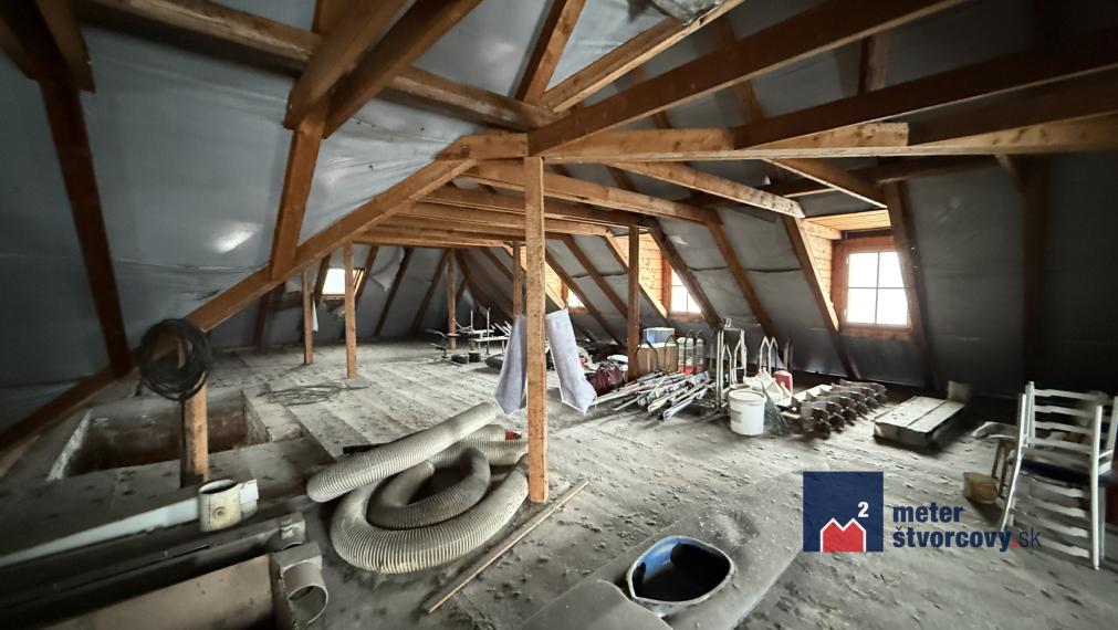 Pripravujeme areál 1200 m2 | Budatín | 380 m2 úžitkovej plochy budov