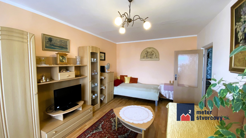 Prenájom slnečného 2-izbového bytu, 55 m², Žilina – Bajzova ulica