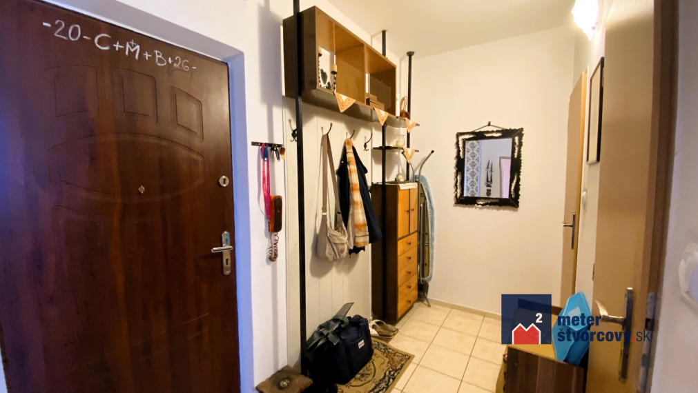 Prenájom slnečného 2-izbového bytu, 55 m², Žilina – Bajzova ulica