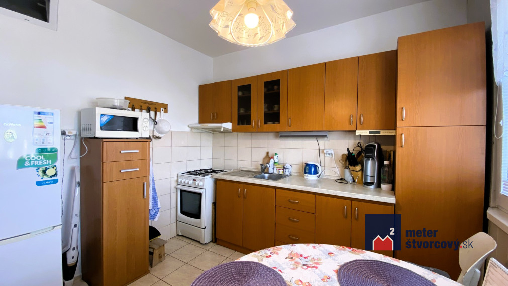 Prenájom slnečného 2-izbového bytu, 55 m², Žilina – Bajzova ulica