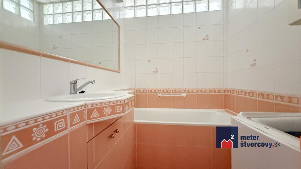 Prenájom 2-izb. bytu na Fándlyho ulici v Žiline | zariadený | 57 m2