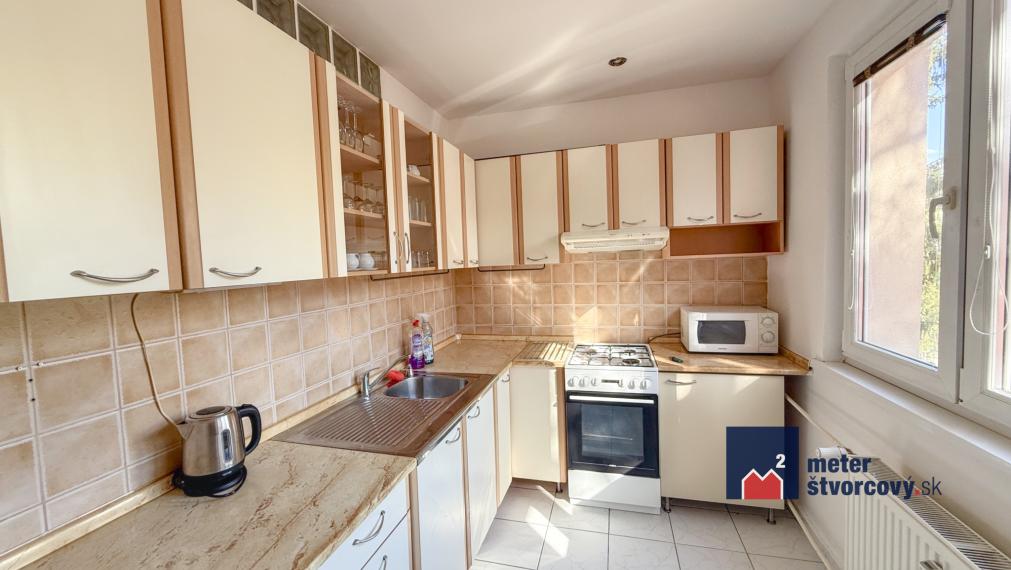 Prenájom 2-izb. bytu na Fándlyho ulici v Žiline | zariadený | 57 m2