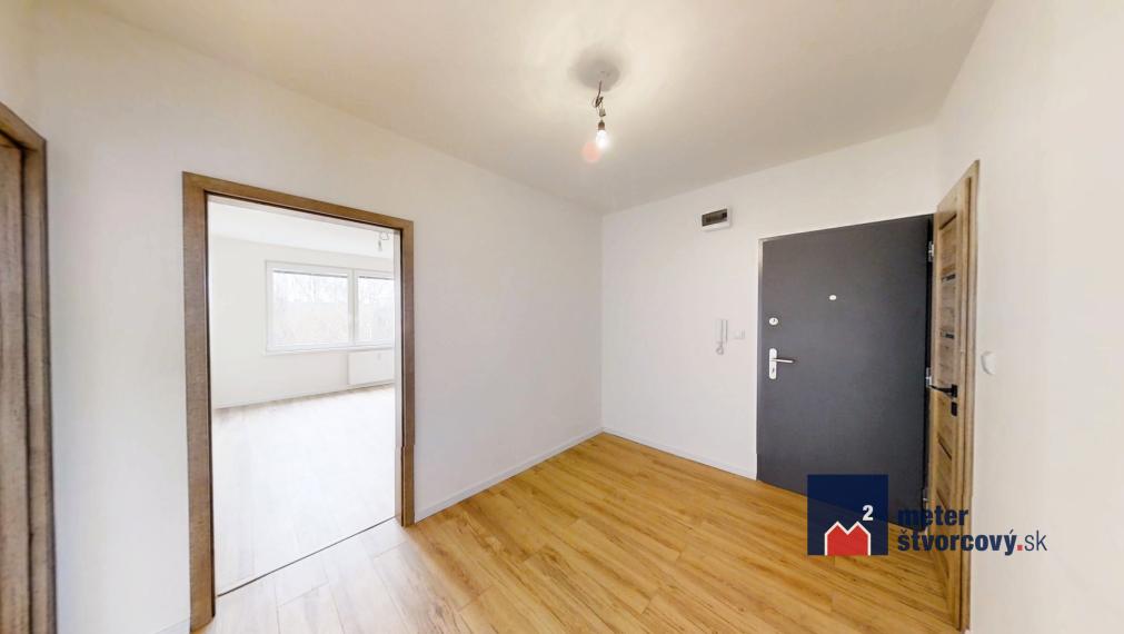 Moderný 2-izbový byt po kompletnej rekonštrukcii, Žilina – Vlčince
