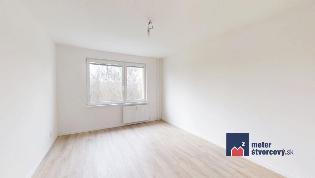 Moderný 2-izbový byt po kompletnej rekonštrukcii, Žilina – Vlčince