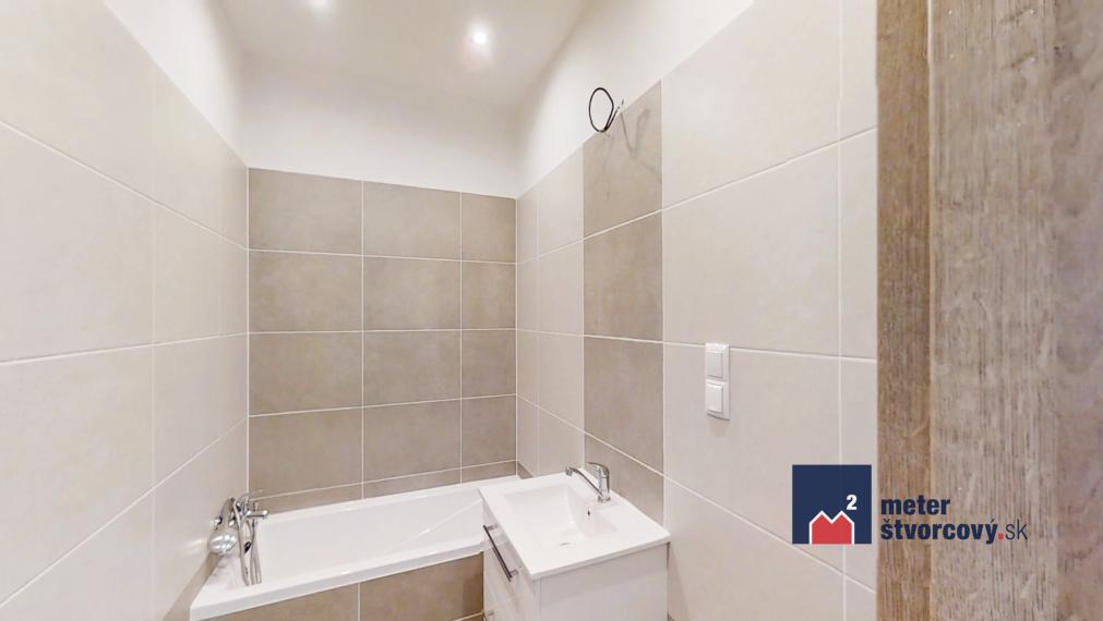 Moderný 2-izbový byt po kompletnej rekonštrukcii, Žilina – Vlčince