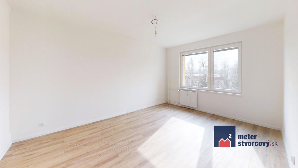 Moderný 2-izbový byt po kompletnej rekonštrukcii, Žilina – Vlčince