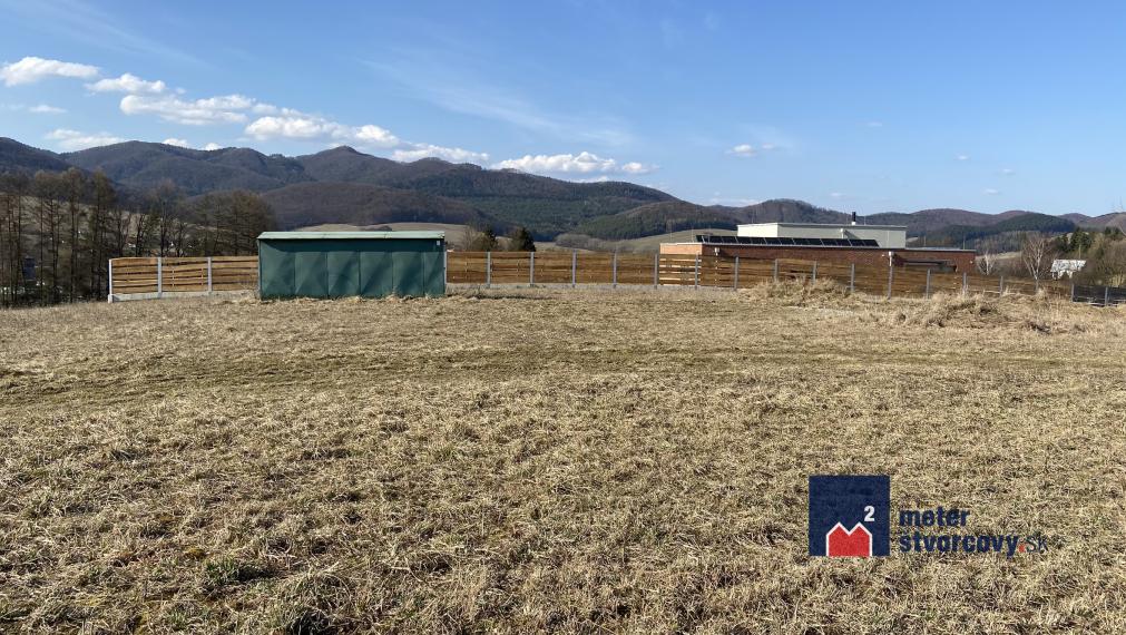 EXKLUZÍVNE NA PREDAJ – INVESTIČNÝ POZEMOK S MOŽNOSŤOU VÝSTAVBY RODINNÝCH DOMOV