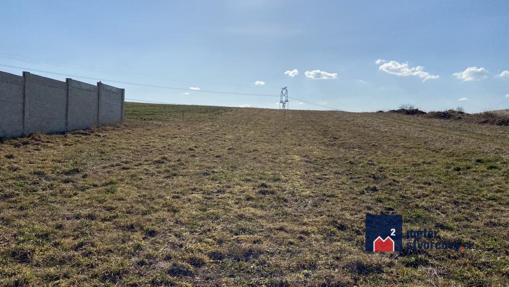 EXKLUZÍVNE NA PREDAJ – INVESTIČNÝ POZEMOK S MOŽNOSŤOU VÝSTAVBY RODINNÝCH DOMOV
