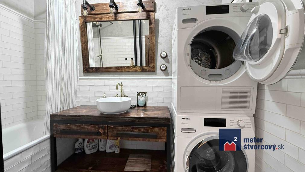 REZERVOVANÉ: 3 izbový byt A. Bernoláka, Žilina