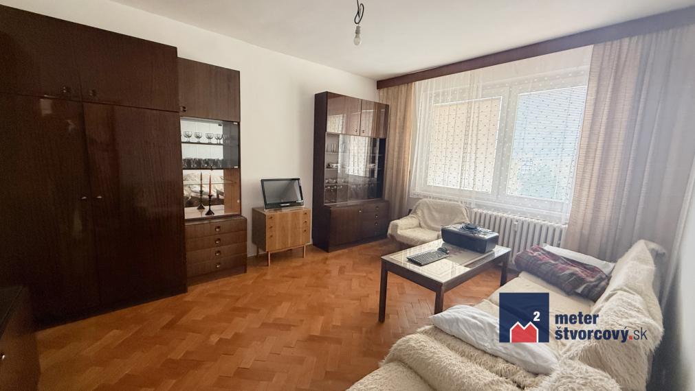 Prenájom | 2i | 59 m2 | čiast. rekontrukcia | zariadený | Pittsburgská ulica