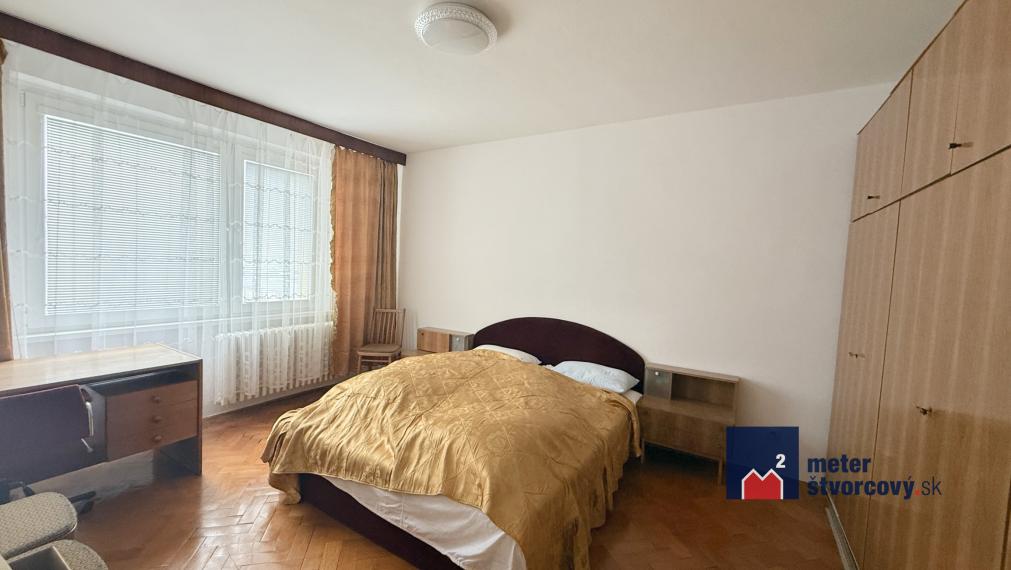 Prenájom | 2i | 59 m2 | čiast. rekontrukcia | zariadený | Pittsburgská ulica