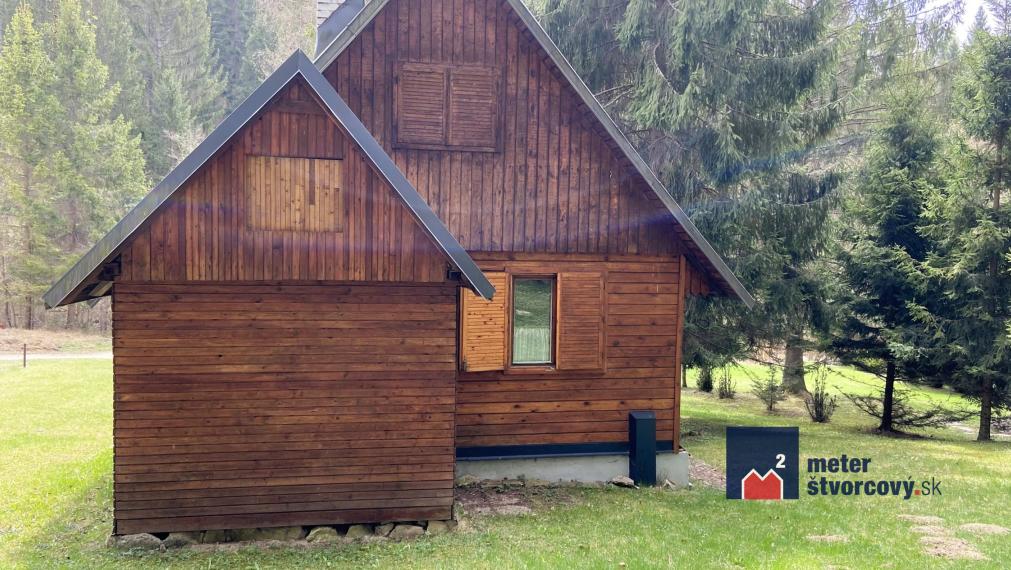 REKREAČNÁ CHATA V HORSKOM PROSTREDÍ LEN 20 KM OD ŽILINY