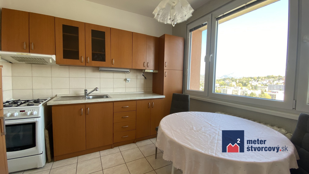Prenájom slnečného 2-izbového bytu, 55 m², Žilina – Bajzova ulica