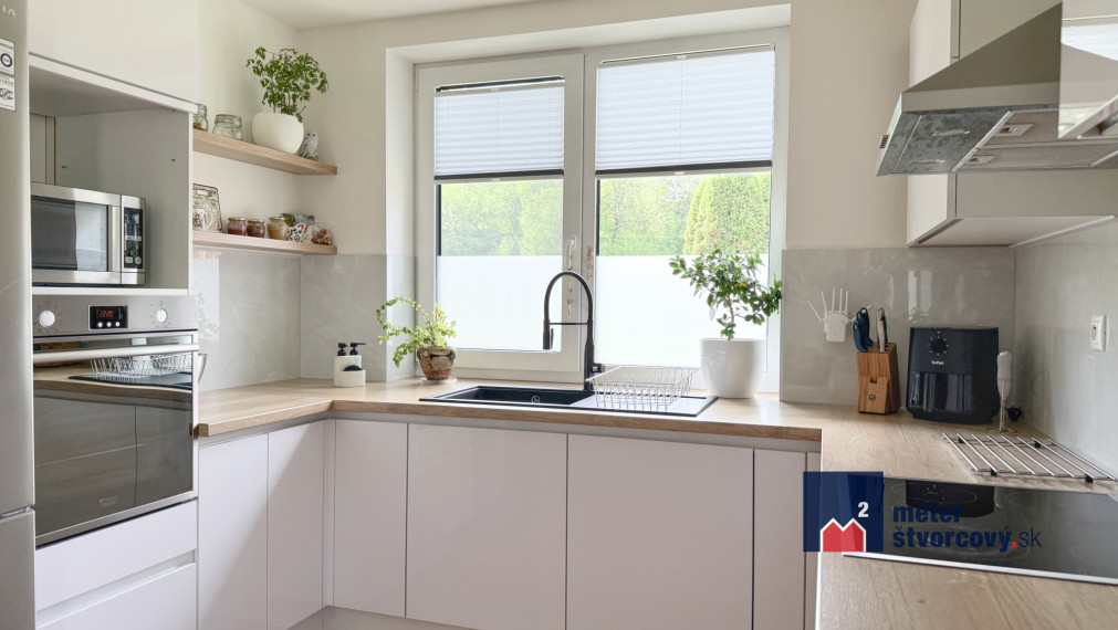 NOVINKA: Slnečný 6-izb. RD | Horný Vadičov | 734 m2 pozemok