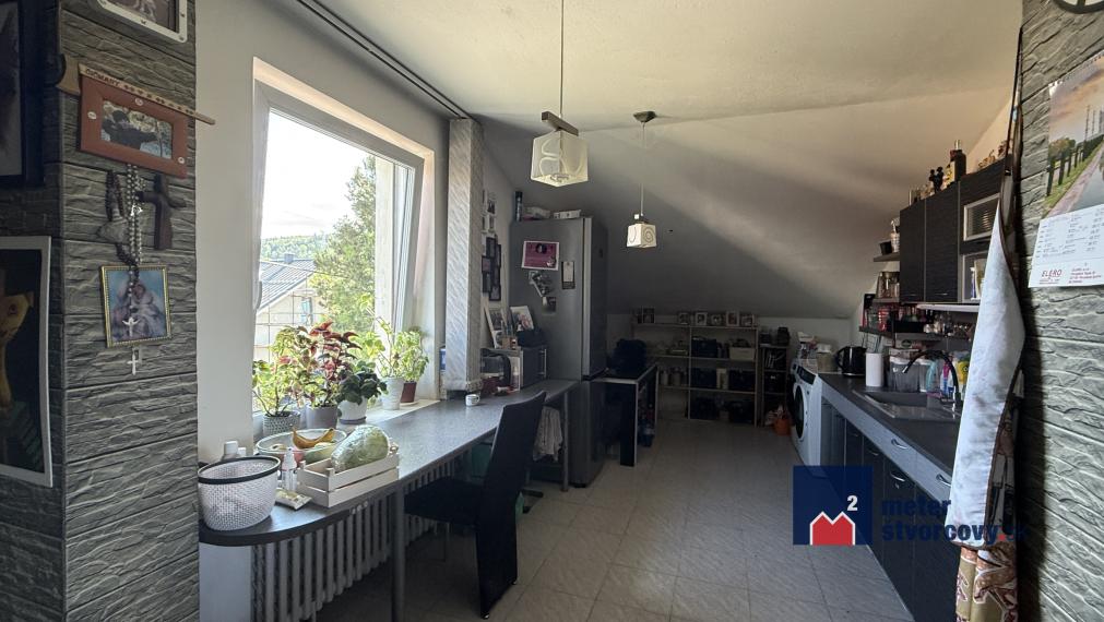 PRIPRAVUJEME: RD s dvomi byt. jednotkami | 400 m2 | čiast. rek. | Varín