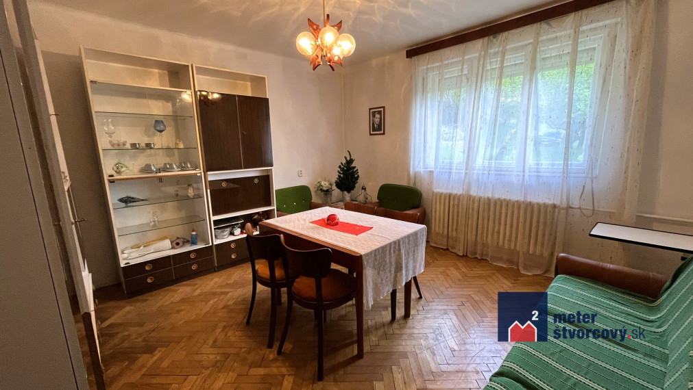 Predaj: Rodinný dom s pozemkom 3.429 m2 - Veľké Rovné