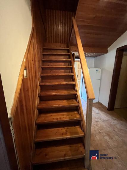 Predaj: Rodinný dom s pozemkom 3.429 m2 - Veľké Rovné