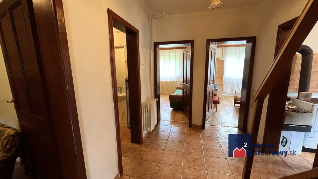 Predaj: Rodinný dom s pozemkom 3.429 m2 - Veľké Rovné