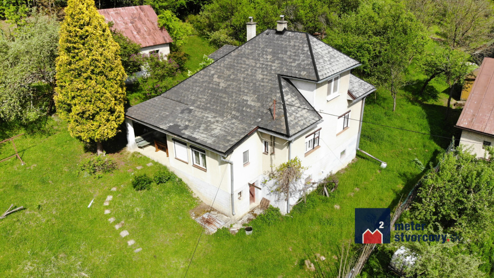 Predaj: Rodinný dom s pozemkom 3.429 m2 - Veľké Rovné