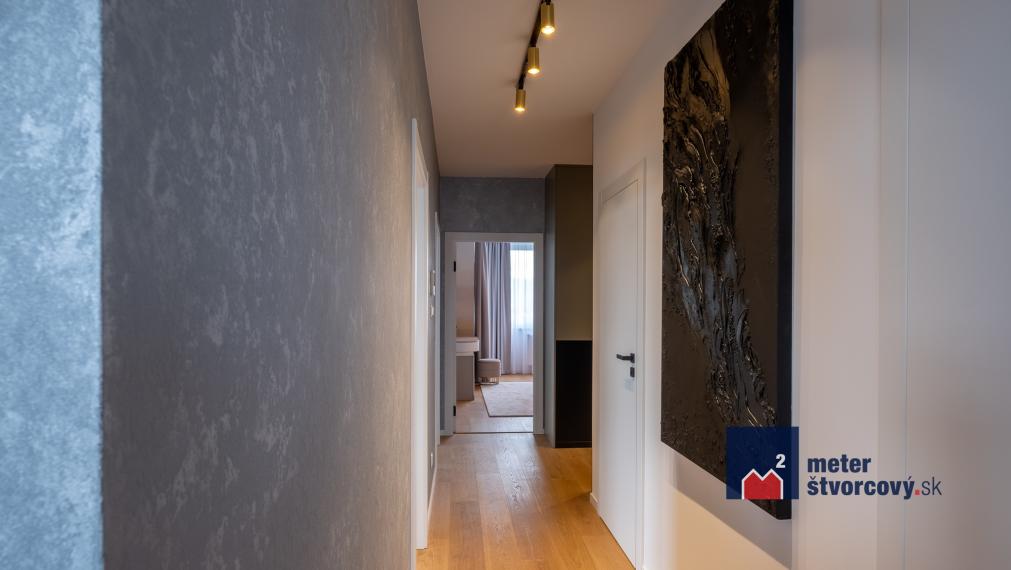 Nádherná prémiová rezidencia v projekte Zelené Vlčince | 128 m² | 2 balkóny | garážové státie