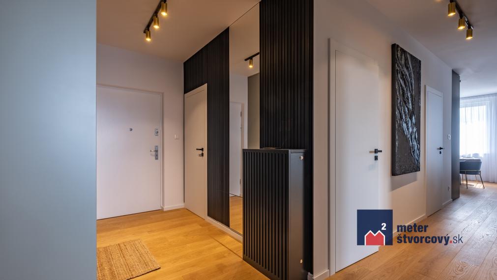 Nádherná prémiová rezidencia v projekte Zelené Vlčince | 128 m² | 2 balkóny | garážové státie