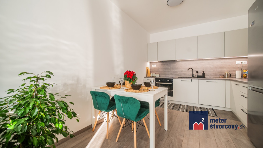 Na prenájom moderný 2-izbový byt s parkovaním v projekte Zelené Vlčince – Žilina