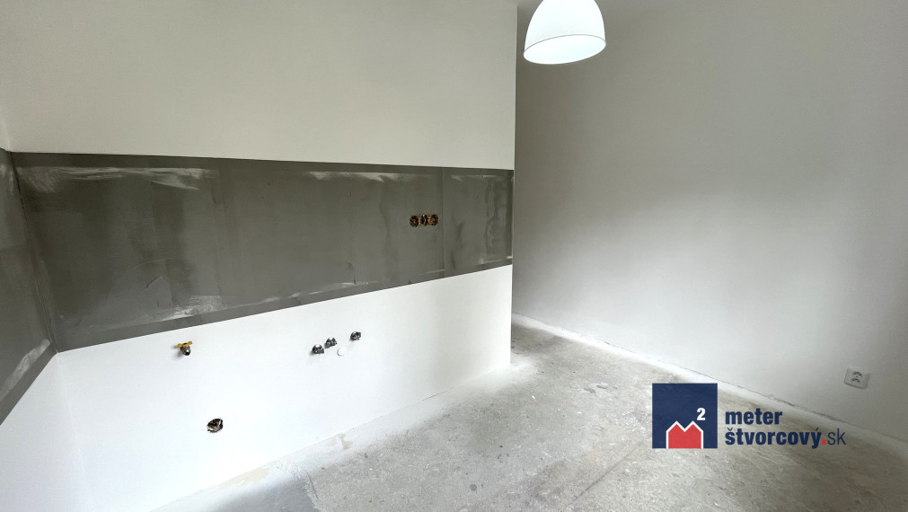 Predaj: 2 izbový byt s balkónom, Žilina-Hliny VII