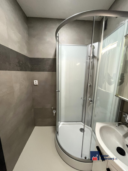 Predaj: 2 izbový byt s balkónom, Žilina-Hliny VII