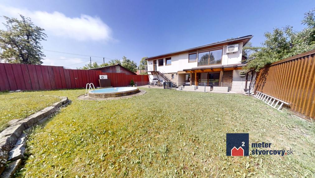 NOVINKA: Rodinný dom na bývanie aj podnikanie | 752 m2 | Rosina