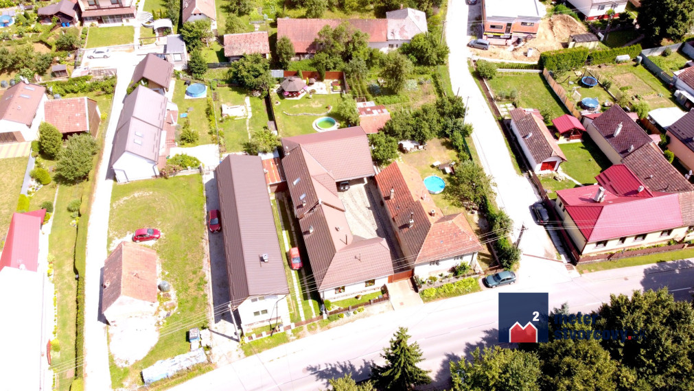 NOVINKA: Rodinný dom na bývanie aj podnikanie | 752 m2 | Rosina
