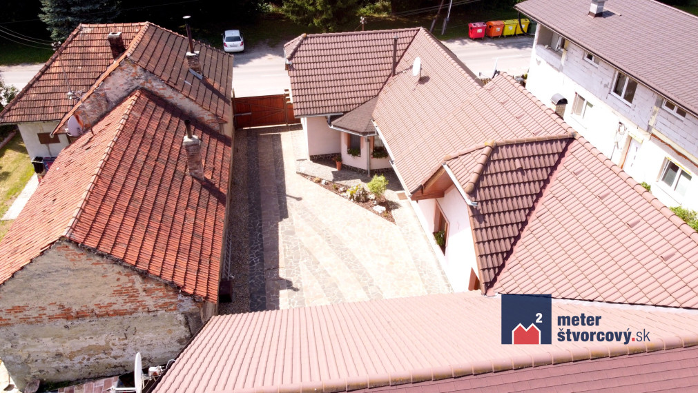 NOVINKA: Rodinný dom na bývanie aj podnikanie | 752 m2 | Rosina