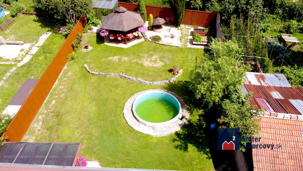 NOVINKA: Rodinný dom na bývanie aj podnikanie | 752 m2 | Rosina