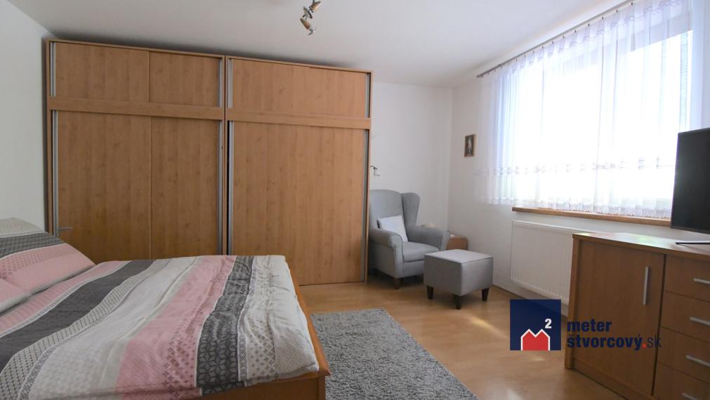NOVINKA: Rodinný dom na bývanie aj podnikanie | 752 m2 | Rosina
